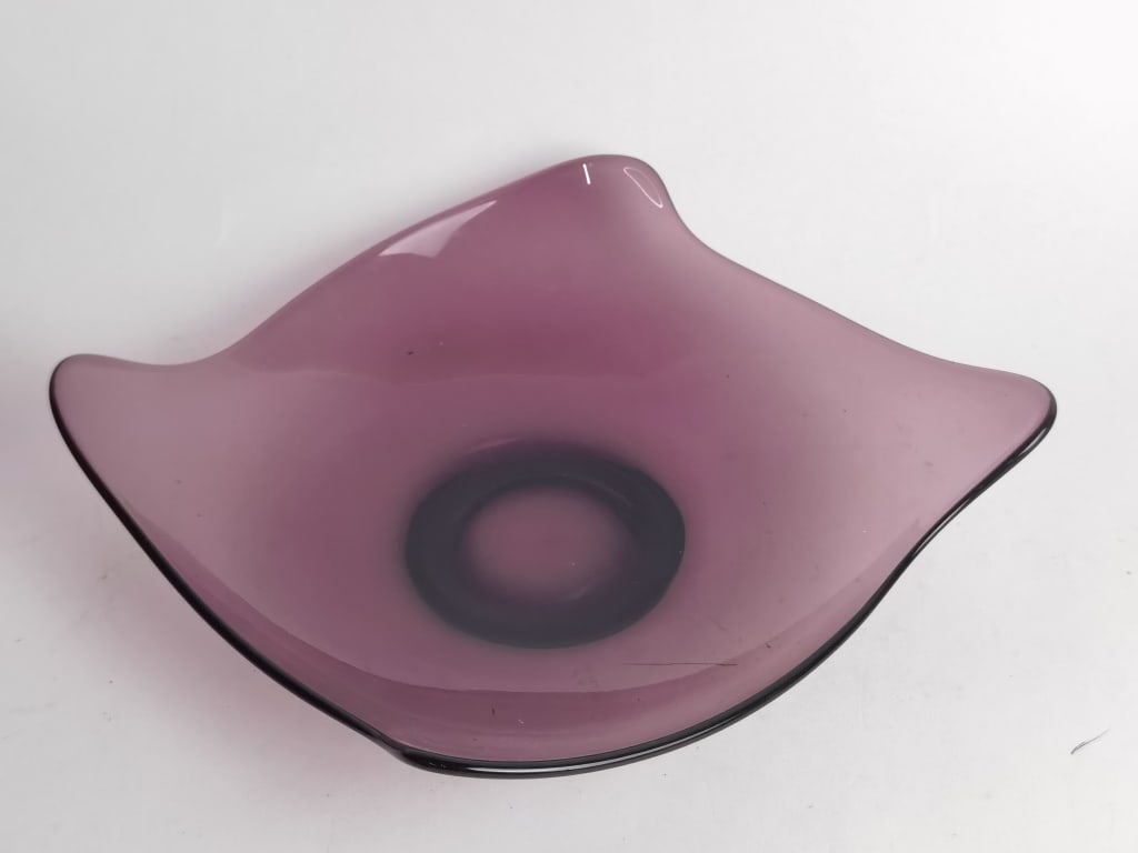 Vintage Viking Glass Amethyst Bowl (1 of 4)