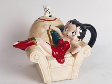 Vintage Betty Boop Porcelain Holiday Teapot