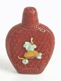 Chinese Precious Stone Inlay Cinnabar Snuff Bottle