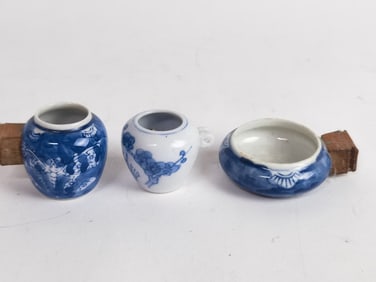 (3) Chinese Porcelain B&W Bird Feeders