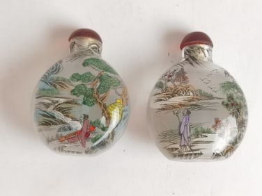 (2) Chinese Reverse Painted Glass Snuff Bottles