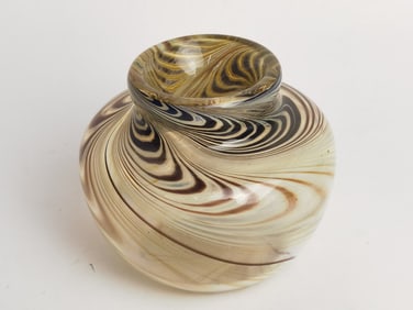 1981 James Clarke Swirl Art Glass Vase