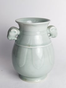 Chinese Porcelain Pea Glaze Deer Head Zun Vase