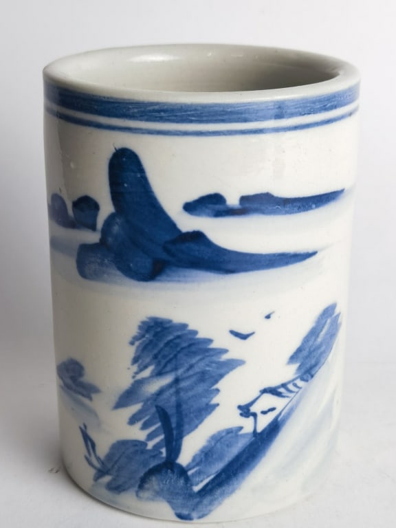 Chinese Porcelain B&W Brush Pot (1 of 3)