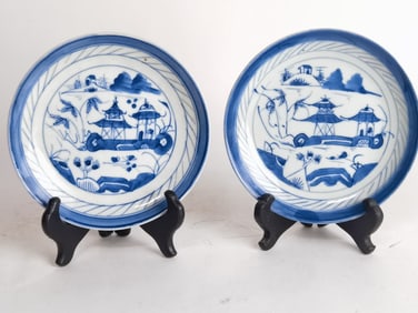 (2) Chinese Export Porcelain B&W Plates