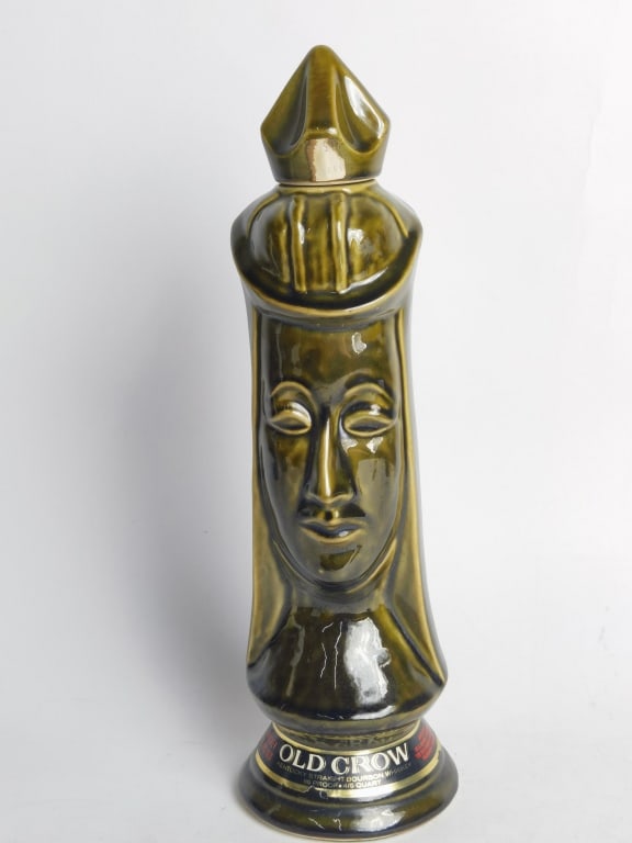Vintage Old Crow "Dark Queen" Chessmen Decanter (1 of 3)