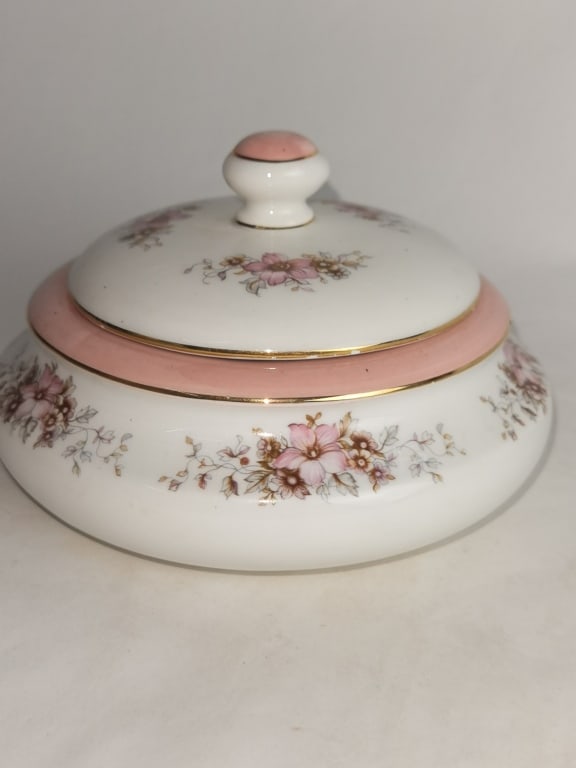 Peint a La Main Paris Porcelain Covered Jar (1 of 4)