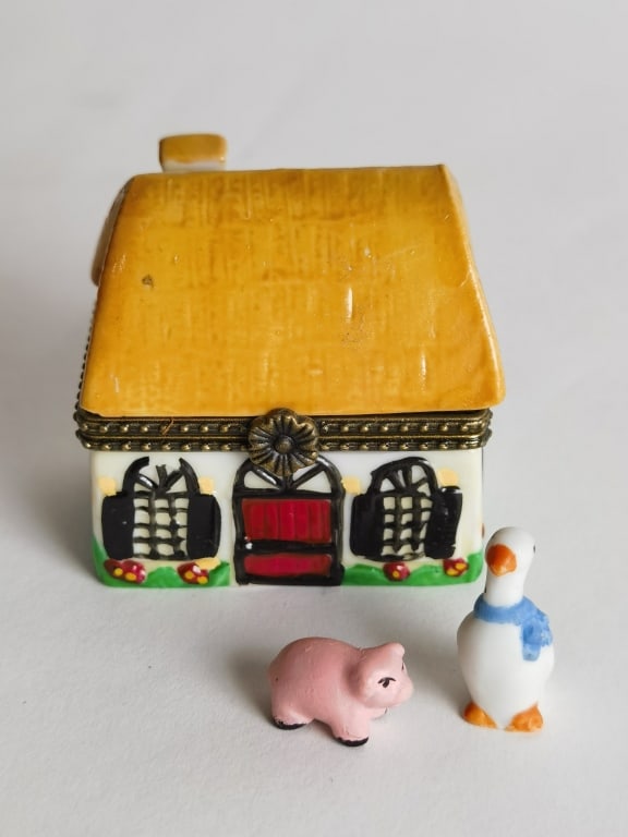 Vintage Cottage Trinket Box: Vintage Cottage Trinket Box, 2in