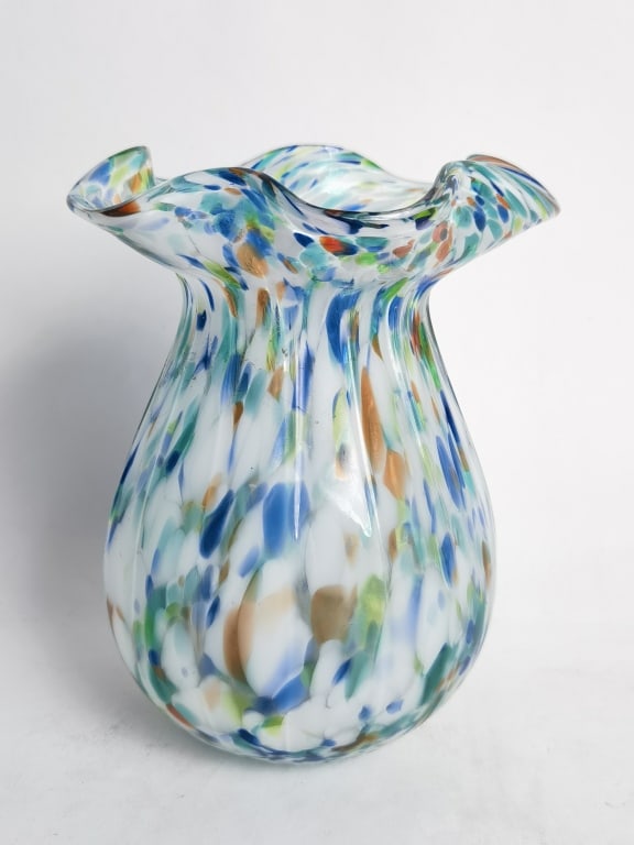 Vintage Murano Italy Multicolor Ruffled Glass Vase: Vintage Murano Italy Multicolor Ruffled Glass Vase, 8in by 6in