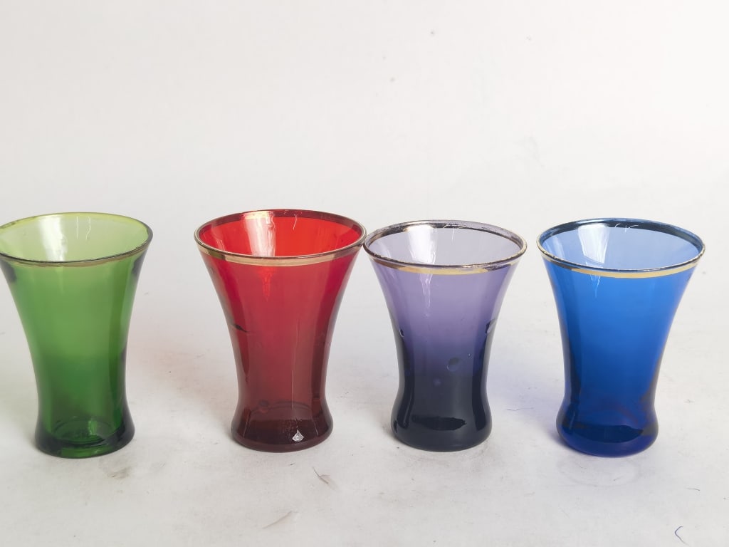 (4) Vintage Gilt Rim Colored Shot Glasses: (4) Vintage Gilt Rim Colored Shot Glasses, 3in