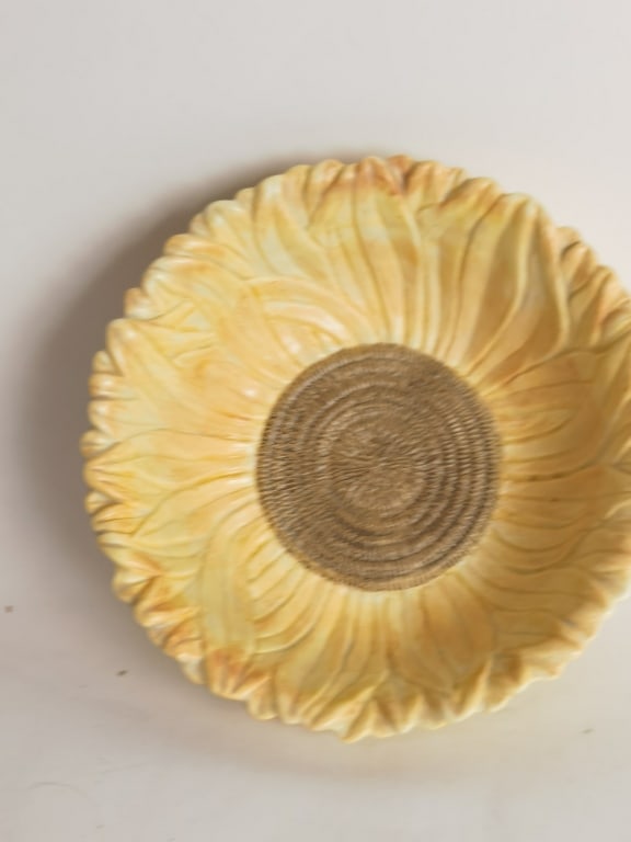 Vintage Fitz & Floyd Porcelain Sunflower Bowl: Vintage Fitz & Floyd Porcelain Sunflower Bowl, 2.5in by 7.25in