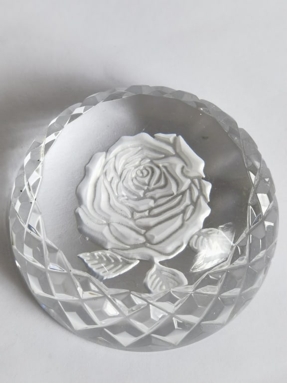 Waterford Crystal Rose Diamond Paperweight: Waterford Crystal Rose Diamond Paperweight, 2in by 3.5in