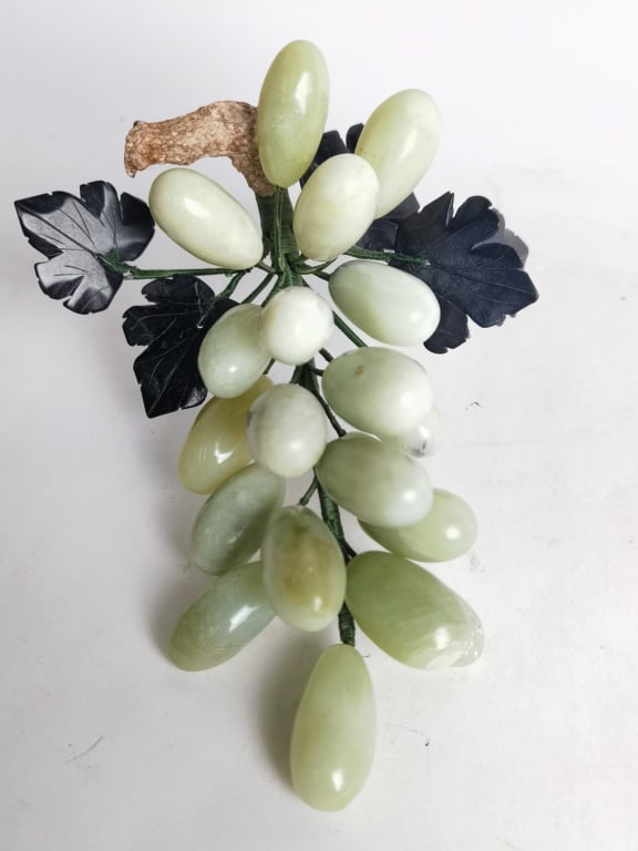 Vintage Chinese Greenish Jade Grapes: Vintage Chinese Greenish Jade Grapes, 9in