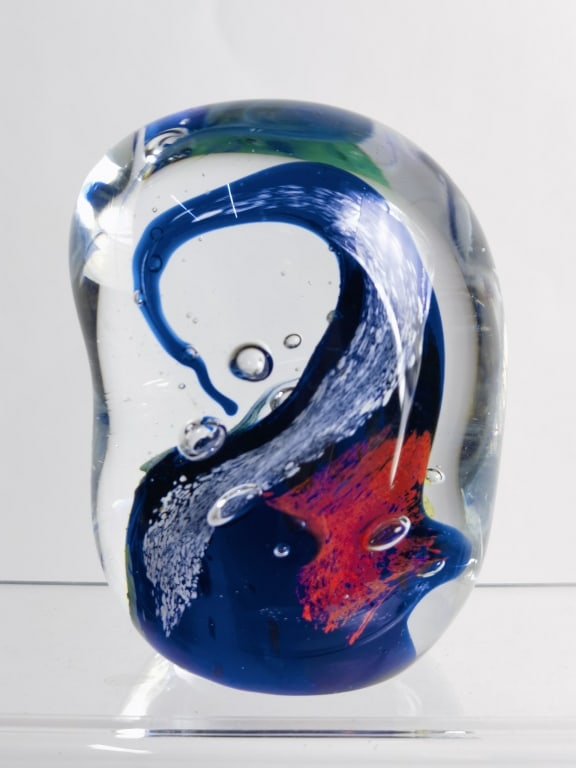 Vintage Dynasty Gallery Colored Swirl Glass Paperw (1 of 5)