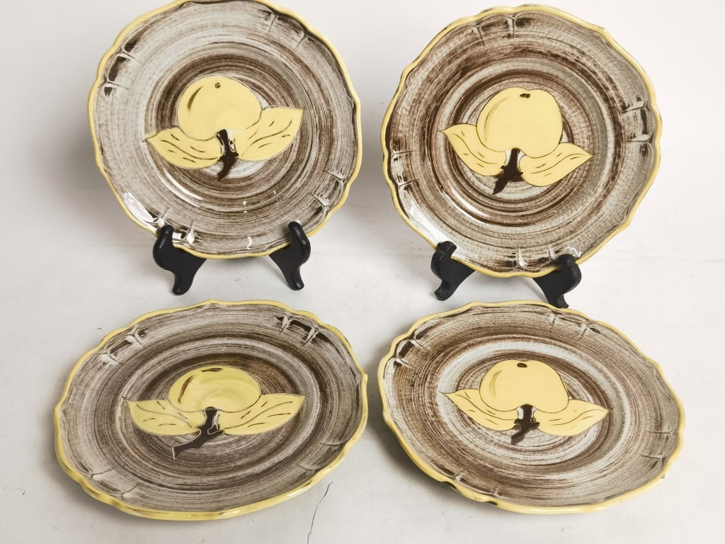 (4) Vintage Santa Anita Ware Pottery Apple Plates (1 of 4)