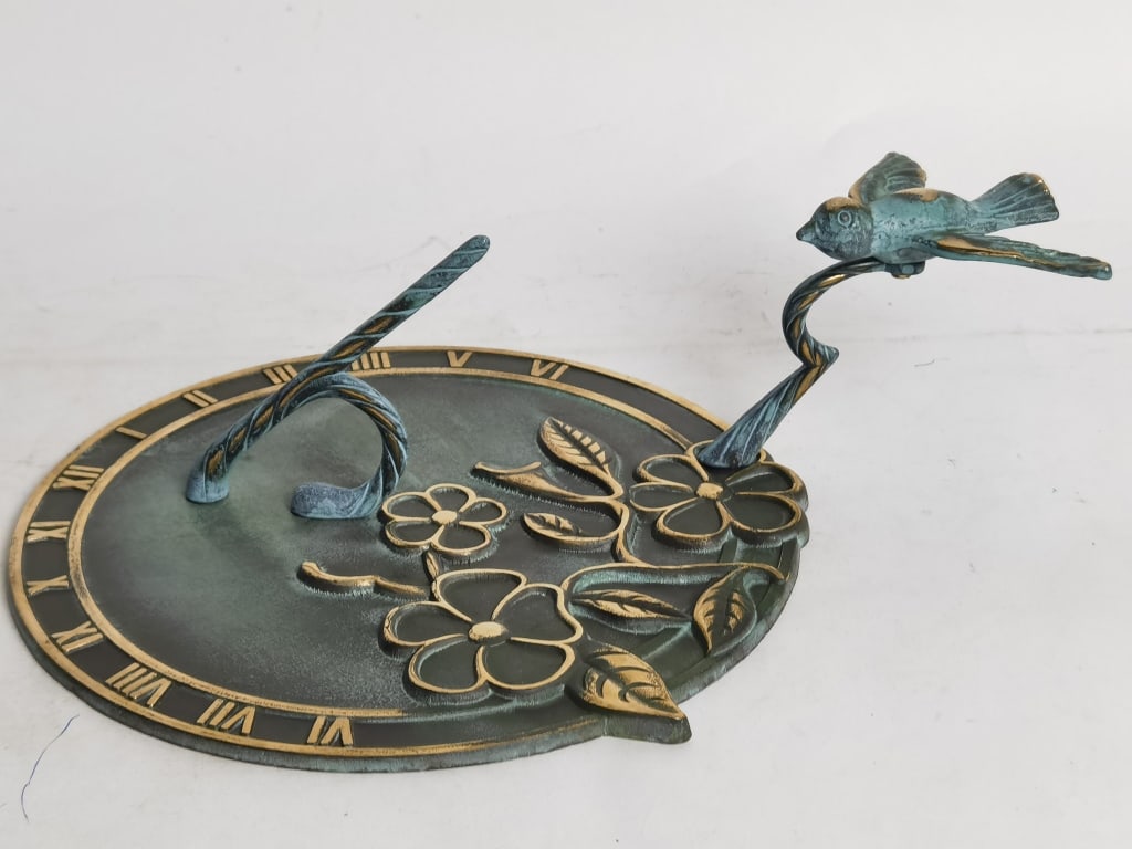 Vintage Bronze Hummingbird Sundial (1 of 1)