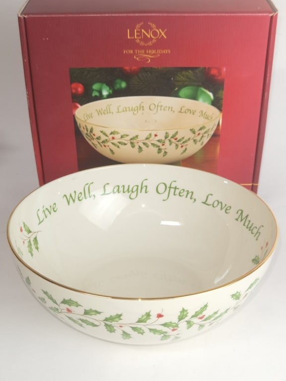 Lenox Porcelain Holiday Christmas Bowl (1 of 4)