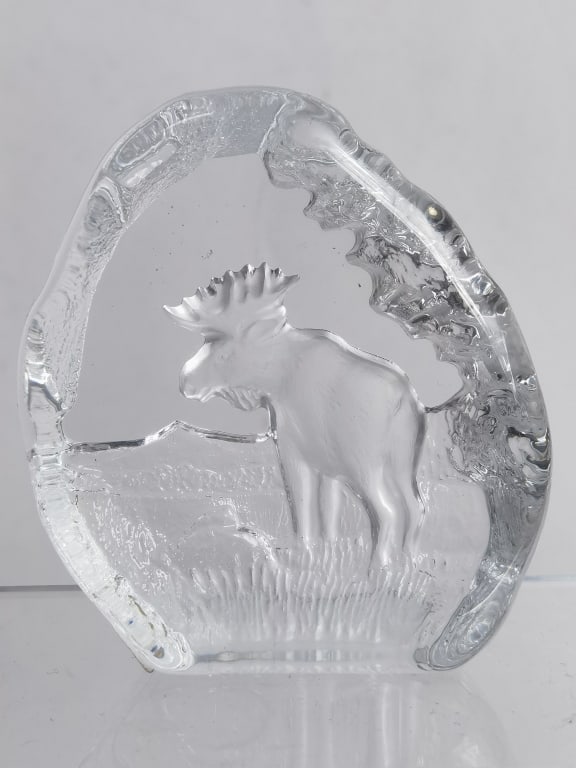 Vintage Nybro Sweden Art Glass Paperweight: Vintage Nybro Sweden Art Glass Paperweight, 3 1/8in