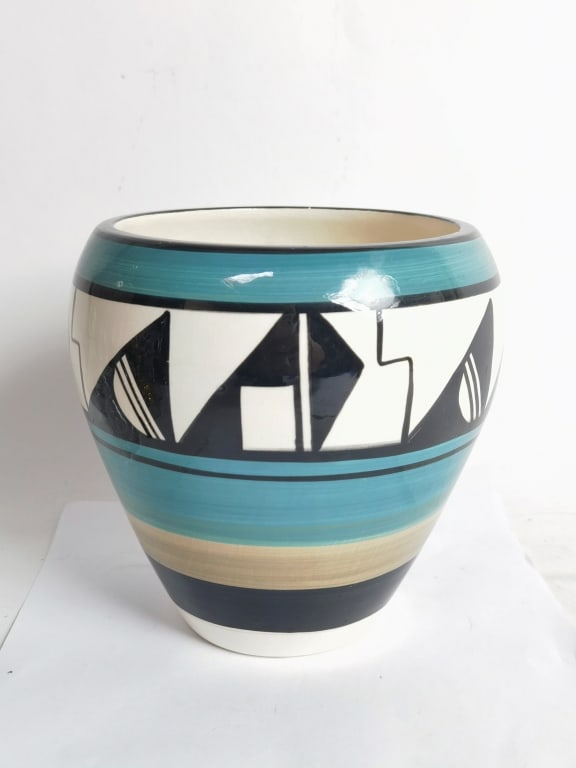 Vintage Ruth Root Lite Mtn Pottery Jar: Vintage Ruth Root Lite Mtn Pottery Jar, 6.25in