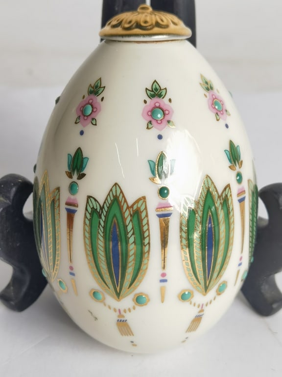 Vintage Lenox China Treasures Jeweled Egg Ornament (1 of 2)