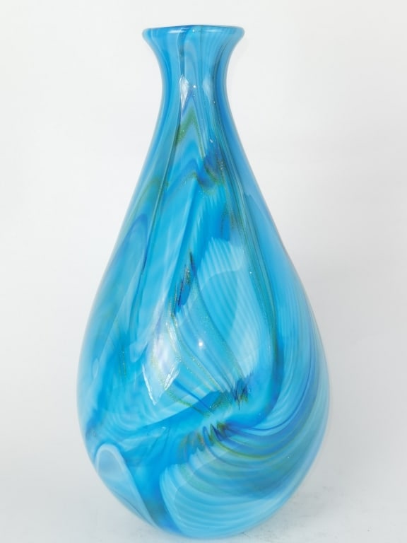 Vintage Murano Italy Blue Swirl Glass Vase: Vintage Murano Italy Blue Swirl Glass Vase, 15.25in