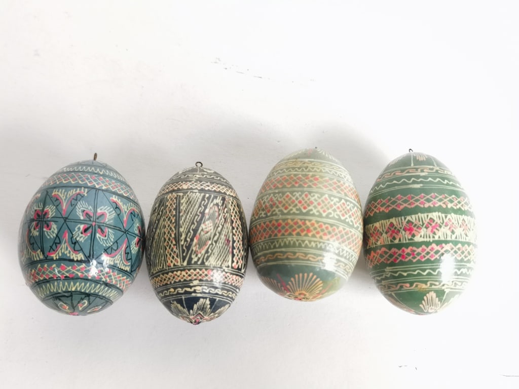 (4) Vintage Polish Pysanky Hand Painted Wood Eggs (1 of 5)