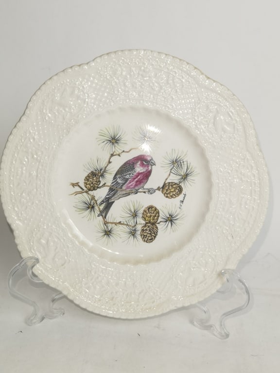 Royal Couldon Bristol Ironstone Pine Grosbeak Plat (1 of 3)