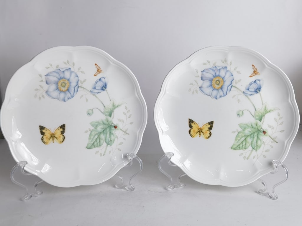 (2) Vintage Lenox Porcelain Butterfly Meadow Plate: (2) Vintage Lenox Porcelain Butterfly Meadow Plates, 9.25in