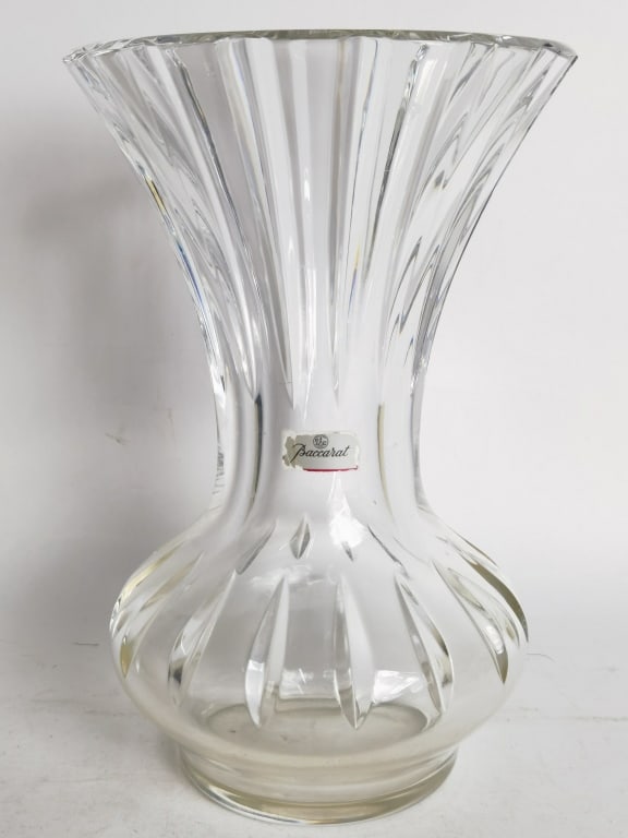 Vintage Baccarat France Crystal Vase: Vintage Baccarat France Crystal Vase, 10.25in