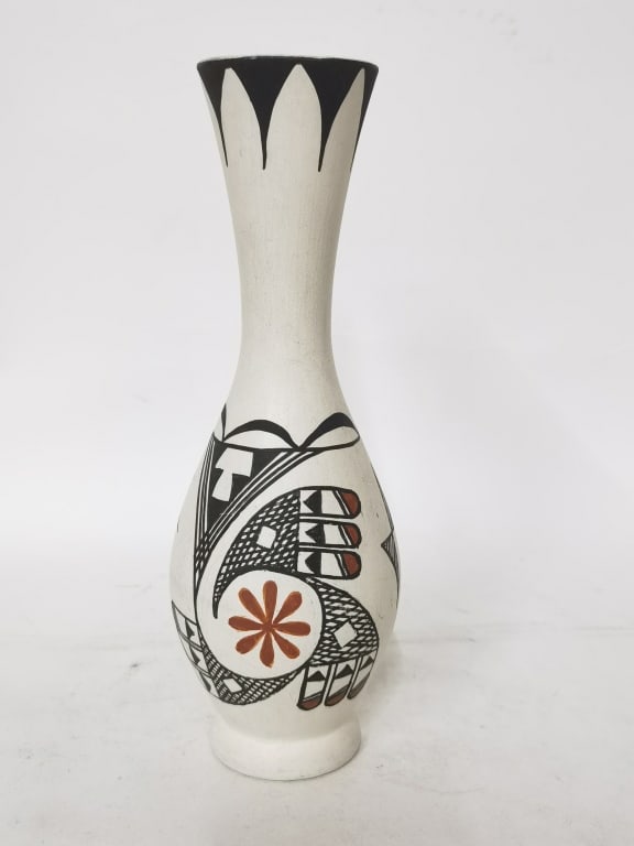Vintage Acoma New Mexico Hand Painted Pottery Vase: Vintage Acoma New Mexico Hand Painted Pottery Vase, 9.5in