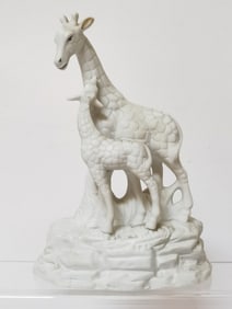 Aldon Porcelain Giraffe Music Box Figurine