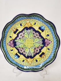 Vintage Hernandez Mexico Hand Painted Pottery Plat