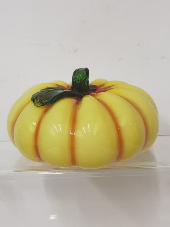 Vintage Murano Italy Yellow Glass Pumpkin: Vintage Murano Italy Yellow Glass Pumpkin, 3in by 4.75in