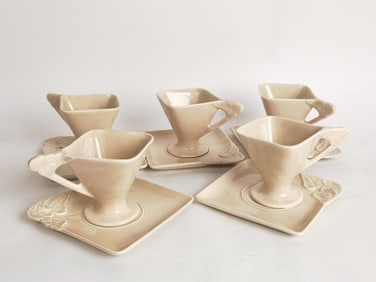 (5) Chatelaine Sharon Merrill Designed Tea Cups