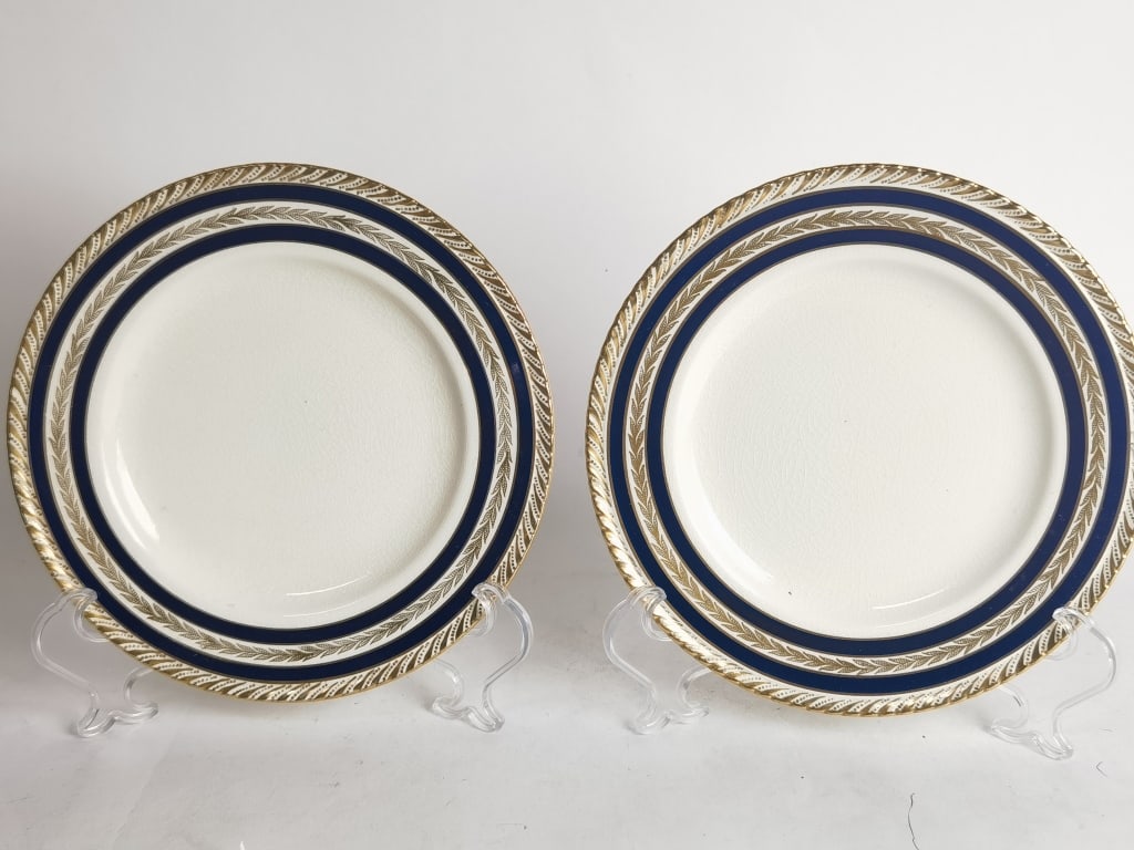 (2) Vintage Crown Ducal Porcelain Duchess Plates (1 of 4)