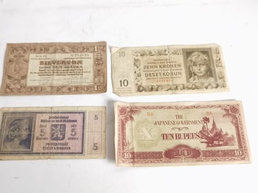 (4) Vintage World Paper Bills