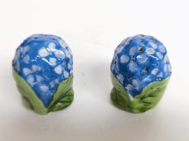 Vintage Porcelain Blue Flower Salt/Pepper Shakers