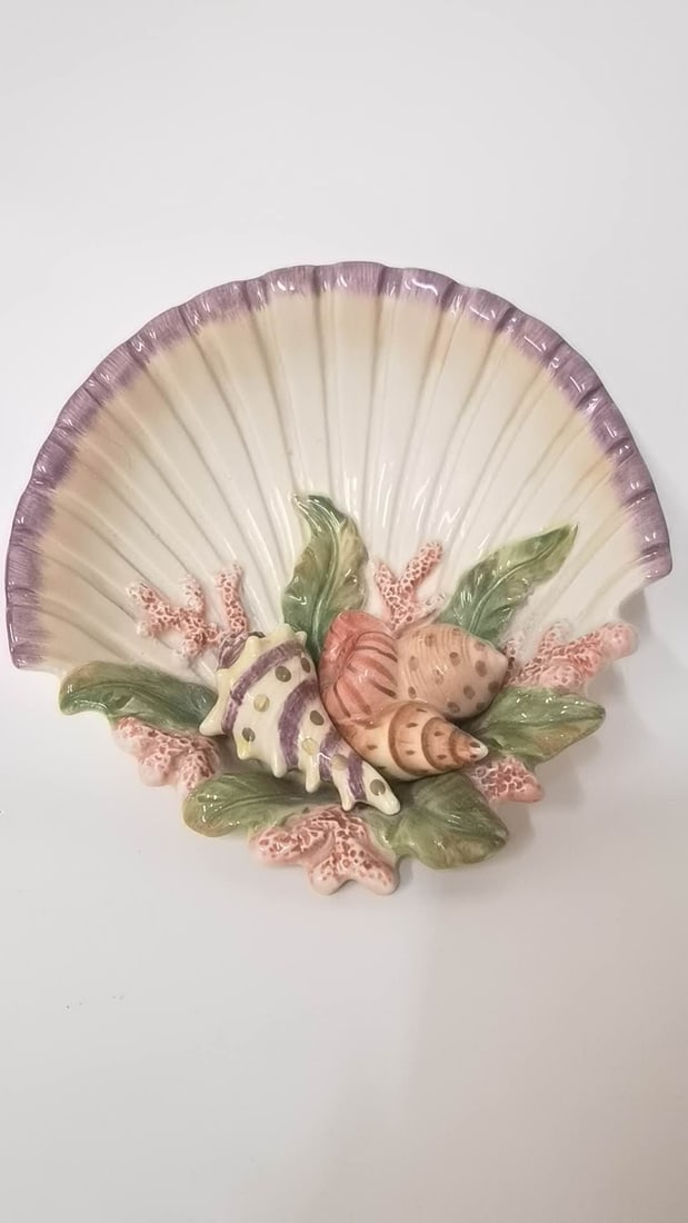 Vintage FItz & Floyd Porcelain Shell Dish: Vintage FItz & Floyd Porcelain Shell Dish, 7in
