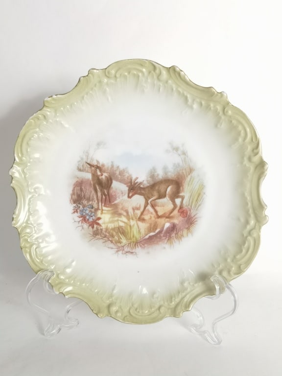 Vintage Limoges Porcelain Green Rim Plate: Vintage Limoges Porcelain Green Rim Plate, 9in