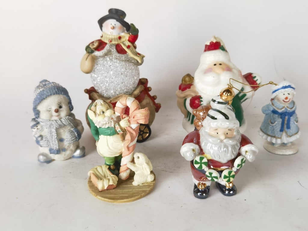Group of Christmas Decors: Group of Christmas Decors, 6.5in