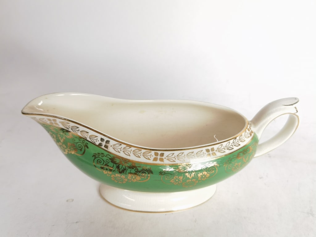 Vintage Crown Ducal Porcelain Art Nouveau Gravy Bo (1 of 4)