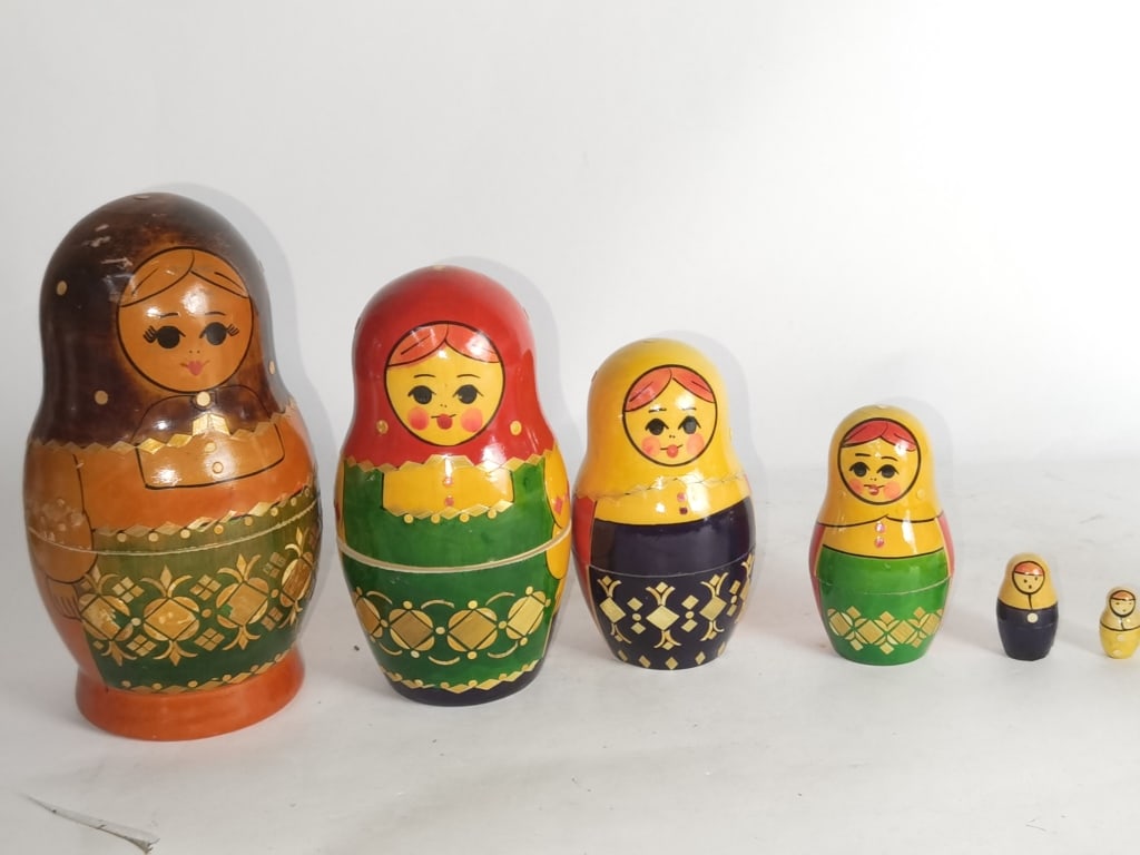 Set of Vintage Russian Hand Painted Nesting Dolls (1 of 4)