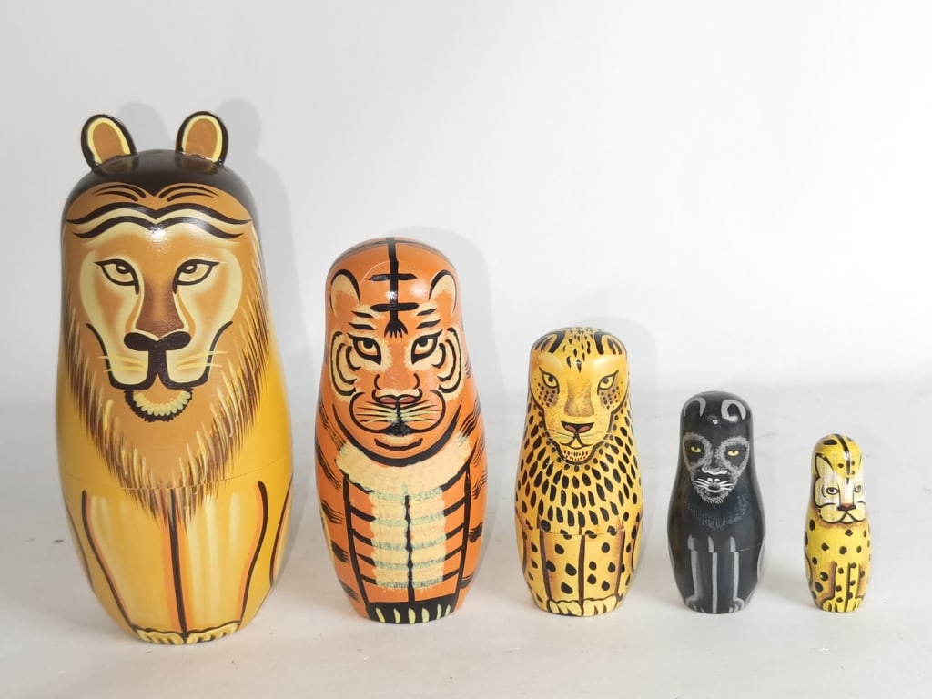 Set of Vintage Russian Hand Painted Animal Nesting: Set of Vintage Russian Hand Painted Animal Nesting Dolls, 6.75in