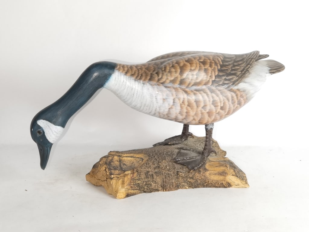Vintage Branded Painted Wood Carved Canadian Goose: Vintage Branded Painted Wood Carved Canadian Goose, 7in by 14.5in