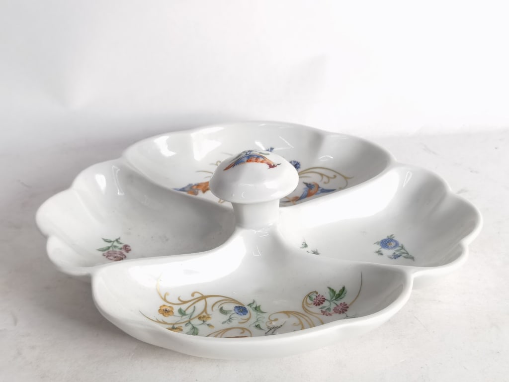 Vintage Limoges France Porcelain Floral Snack Plat: Vintage Limoges France Porcelain Floral Snack Plate, 3in by 8.5in