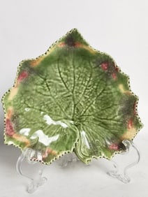 Vintage Bordallo Pinheiro Portugal Maple Leaf Plat