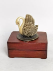 Vintage Japanese Swan Netsuke Rosewood Box