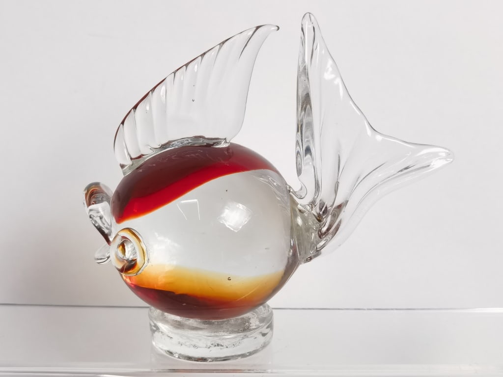 Vintage Murano Italy Red/Clear Glass Fish: Vintage Murano Italy Red/Clear Glass Fish, 5.5in by 6in