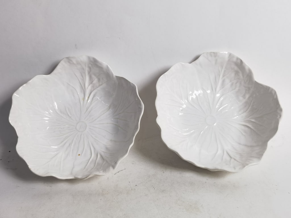 Pr. of Vintage Bordallo Pinheiro White Cabbage Bow: Pr. of Vintage Bordallo Pinheiro White Cabbage Bowls, 2.25in by 7in