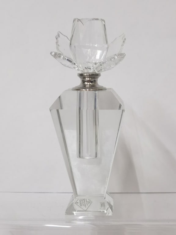 Vintage Shannon Crystal Perfume Bottle (1 of 4)